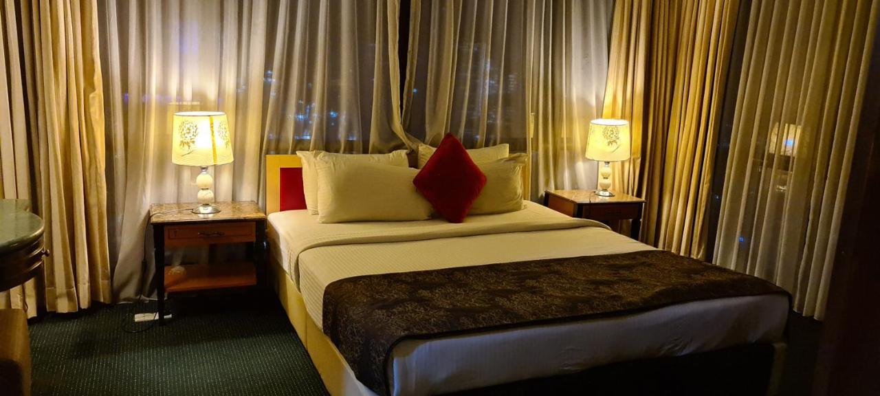 Raymond Suites At Berjaya Times Square Kuala Lumpur Exterior foto